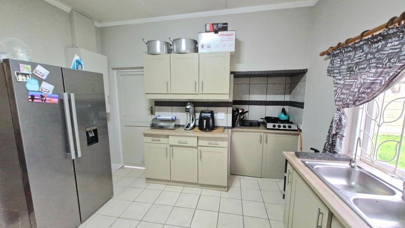 3 Bedroom Property for Sale in Parow Western Cape